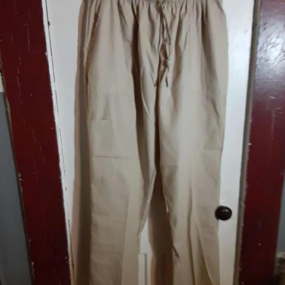Scrub pants